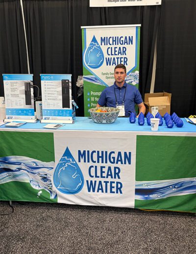 Michigan-Clear-Water-Attends-Michigan-Dental-Association-Trade-Show